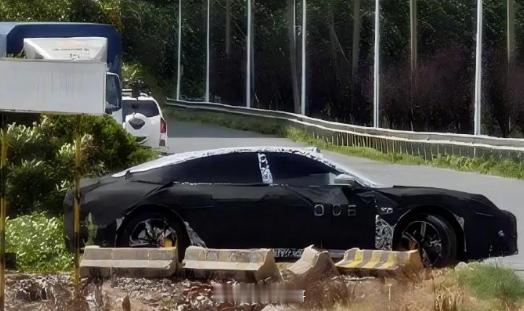 小米明年的新车发布安排~整理了一下，明年的市场不简单了呀- SU7改款：全系标配