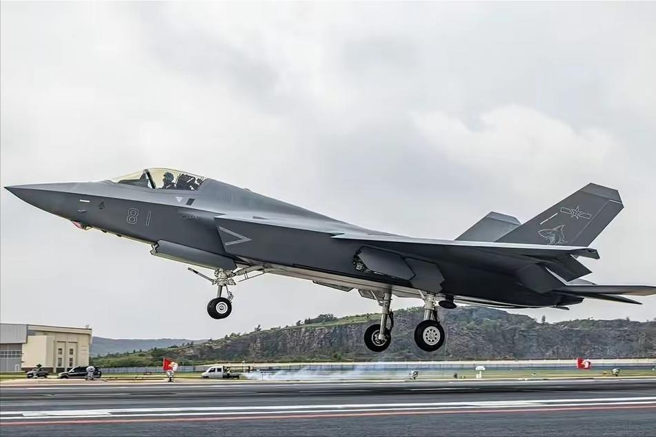 有很大的可能，这场中东战争就是一个陷阱，最终的目的就是想让巴基斯坦的军事力量正式