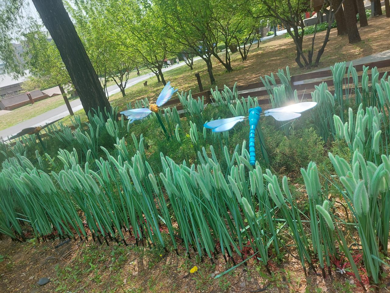 昨晚在洗浴中心待到10点，我还是和G哥回家了。

忙忙碌碌的，算是度过了一个周六