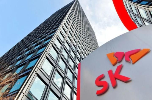 【南韩史上最贵离婚官司！SK集团董事长被判向前妻支付78亿】外媒报道，南韩第二大