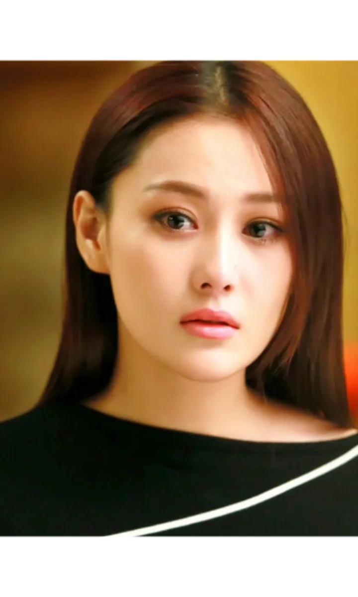 张馨予婚后蜕变，凭《清明上河图密码》大放异彩

张馨予的演艺之路，结婚成为了一个