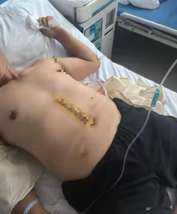 万万没想到！邯郸一小学教师因邻里打井纠纷，竟持刀致邻居1死2伤
 
实在难以理解