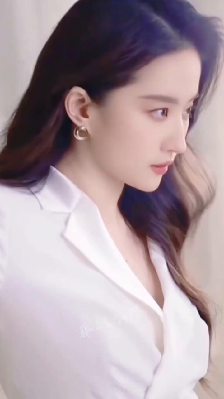 菲拟不可。
