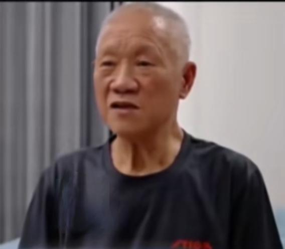 原来他是樊振东外公，靠体力工作养出世界冠军，家有一老旺三代娱乐 明星