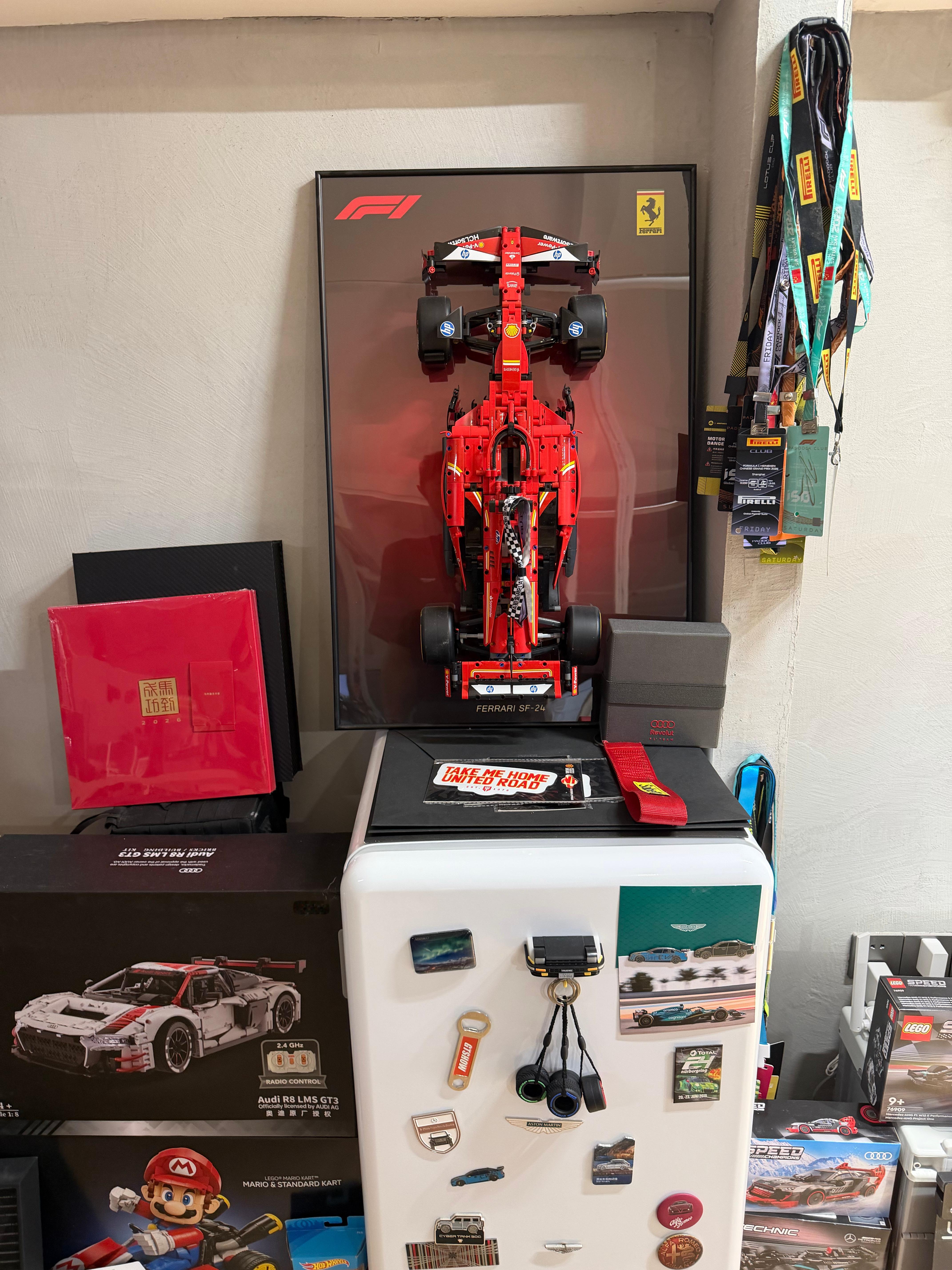 来车库参观，还展示了一波职业车手级操作。羡慕能有个属于自己的车库 深圳