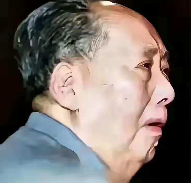 看到这张照片，无数国人瞬间破防！他不怕强敌，却怕百姓受欺负
 
直到今天，很多人