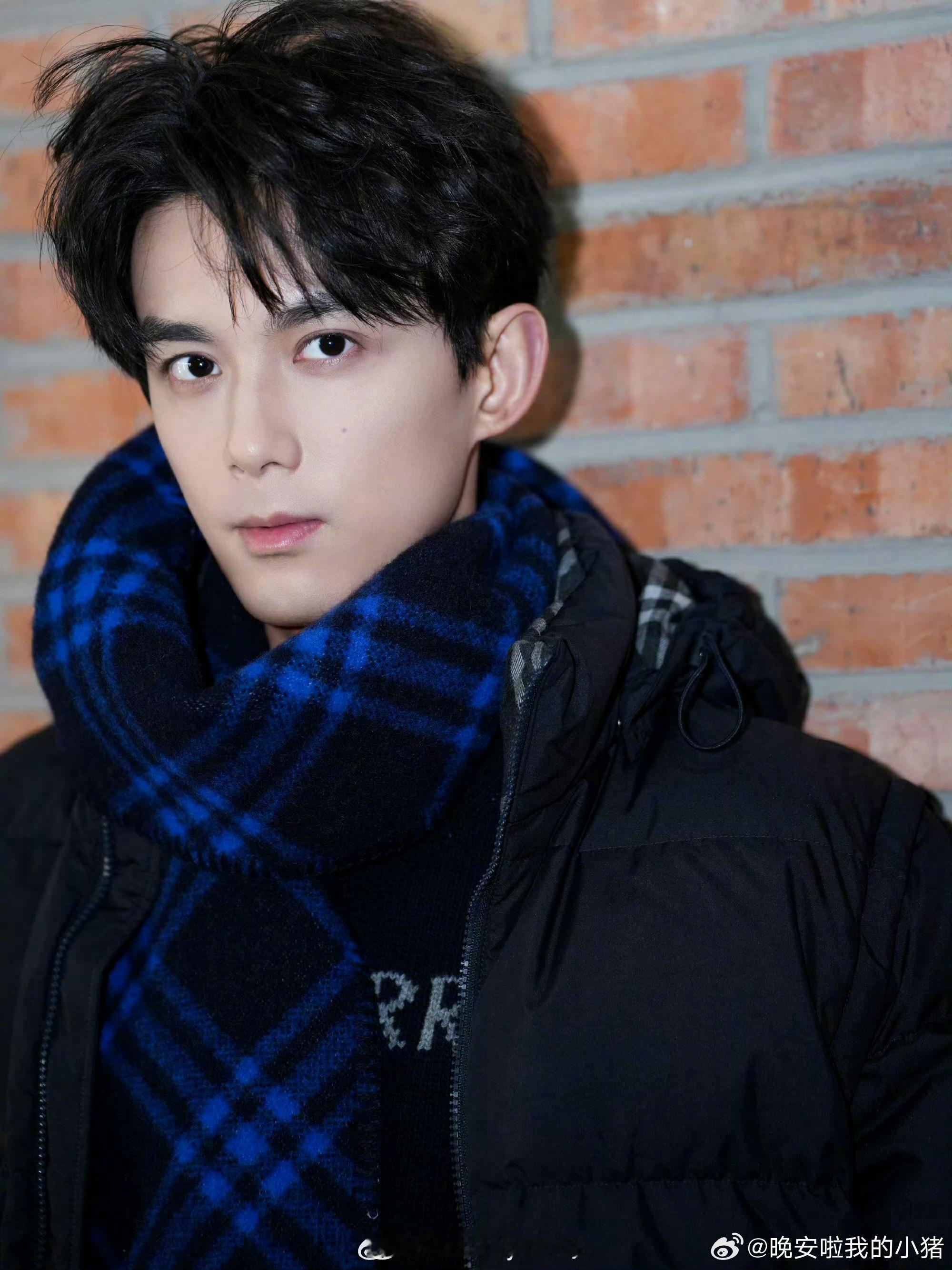 吴磊张婧仪张康乐 Burberry 新图 