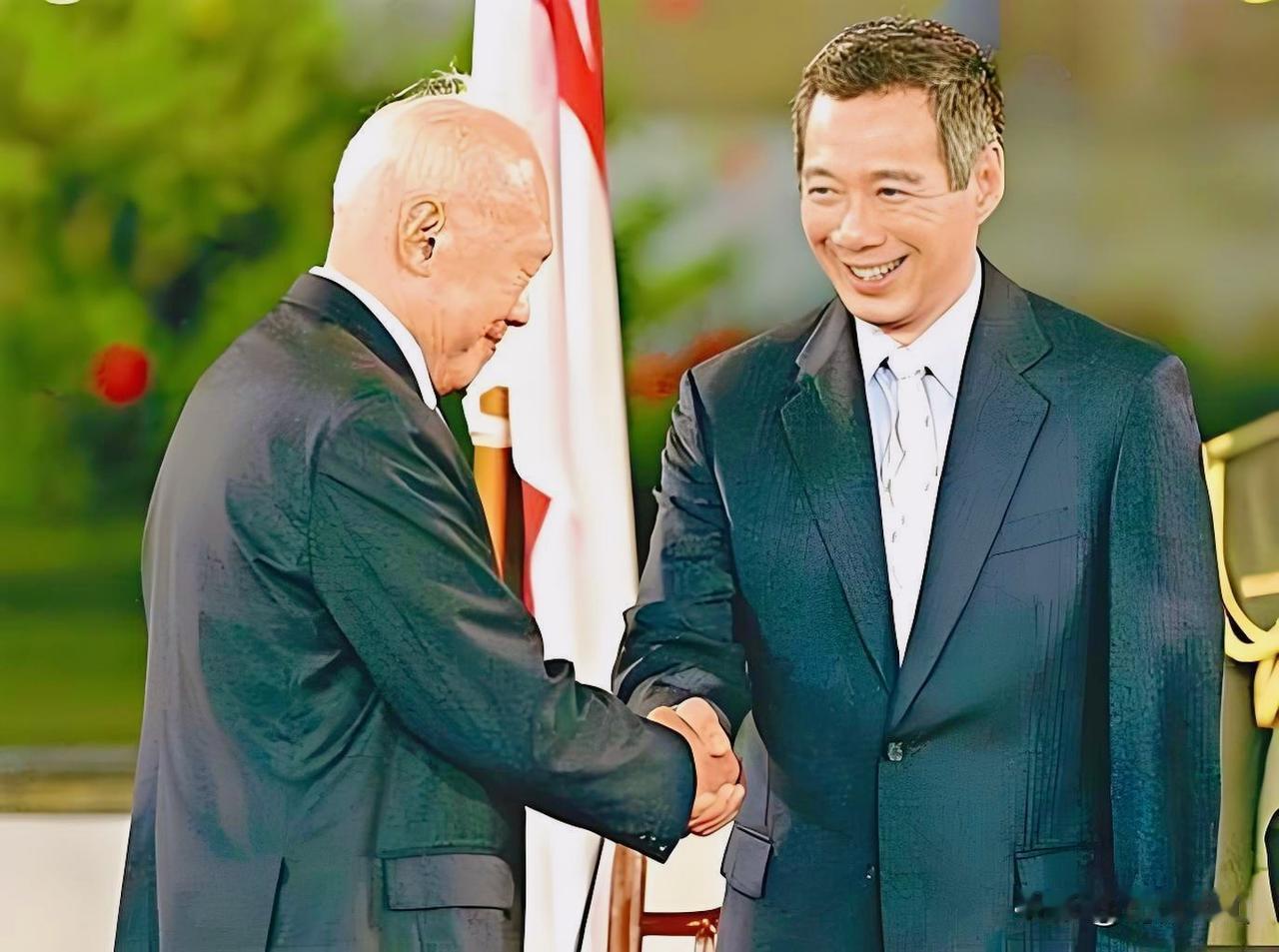 【父子俩统治一个国家半个多世纪，李显龙竟好意思质疑委内瑞拉政府合法性】在2026