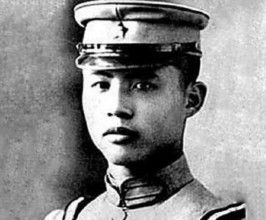 日军仅派5000人围剿吕正操，结果被他说不够，要打就来10000人才能过瘾！
1