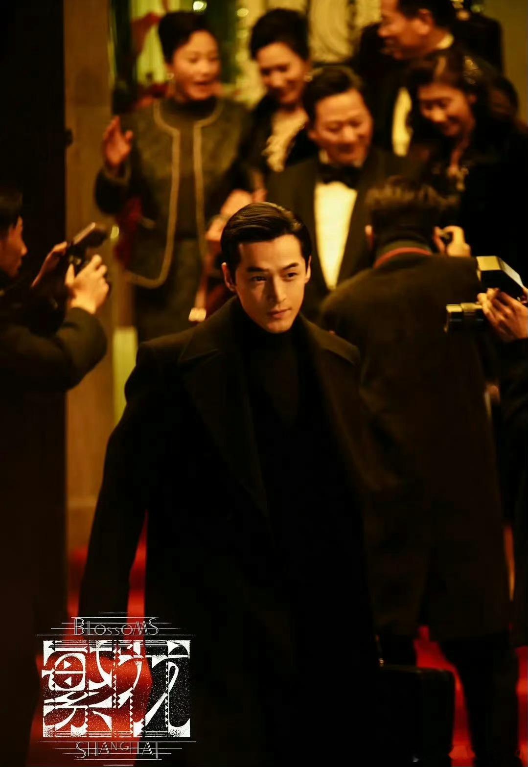 #白玉兰内场##胡歌 白玉兰视帝# 胡歌凭借《繁花》二封视帝，白玉兰最佳男主角。