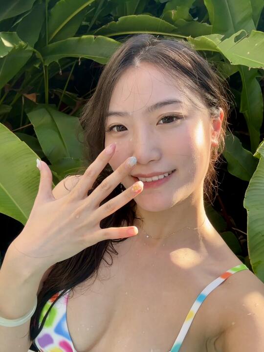 做了美甲睫毛三件套又来当岛民啦🏝️
