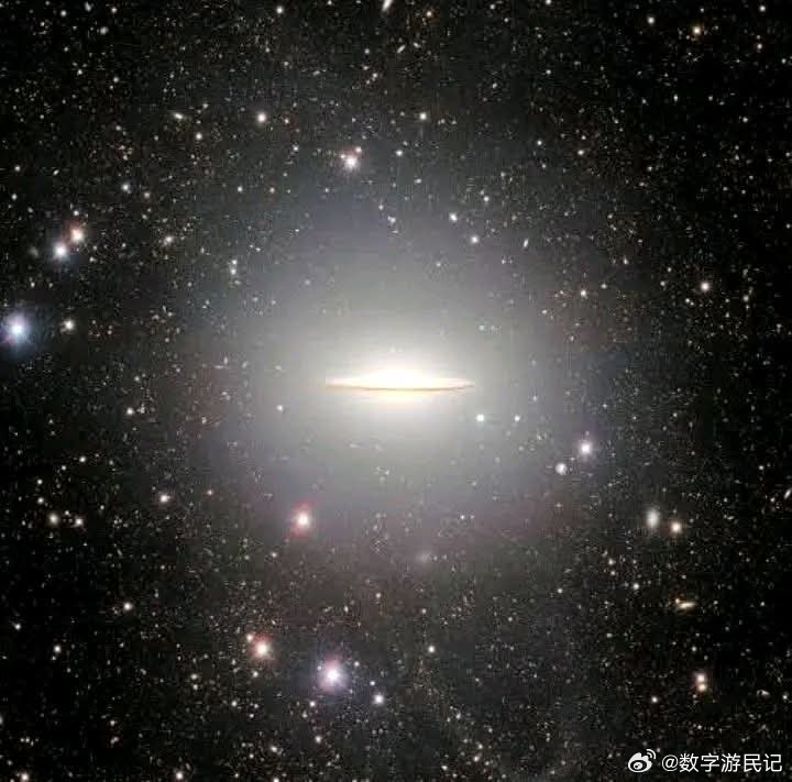 暗能量相机（DECam）：揭示宇宙隐藏秘密的宇宙超级之眼有史以来最强大的广角相机