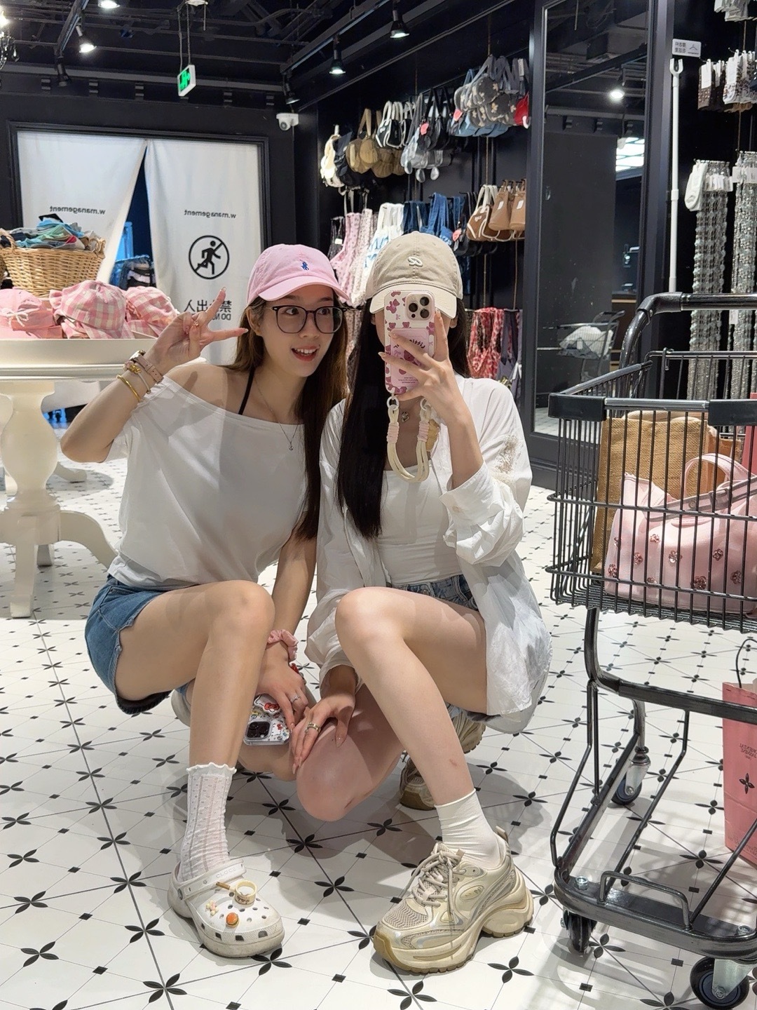 🍧 . ˖🐰 ֺ 𓇻🎀 ✧⁺. ​​​