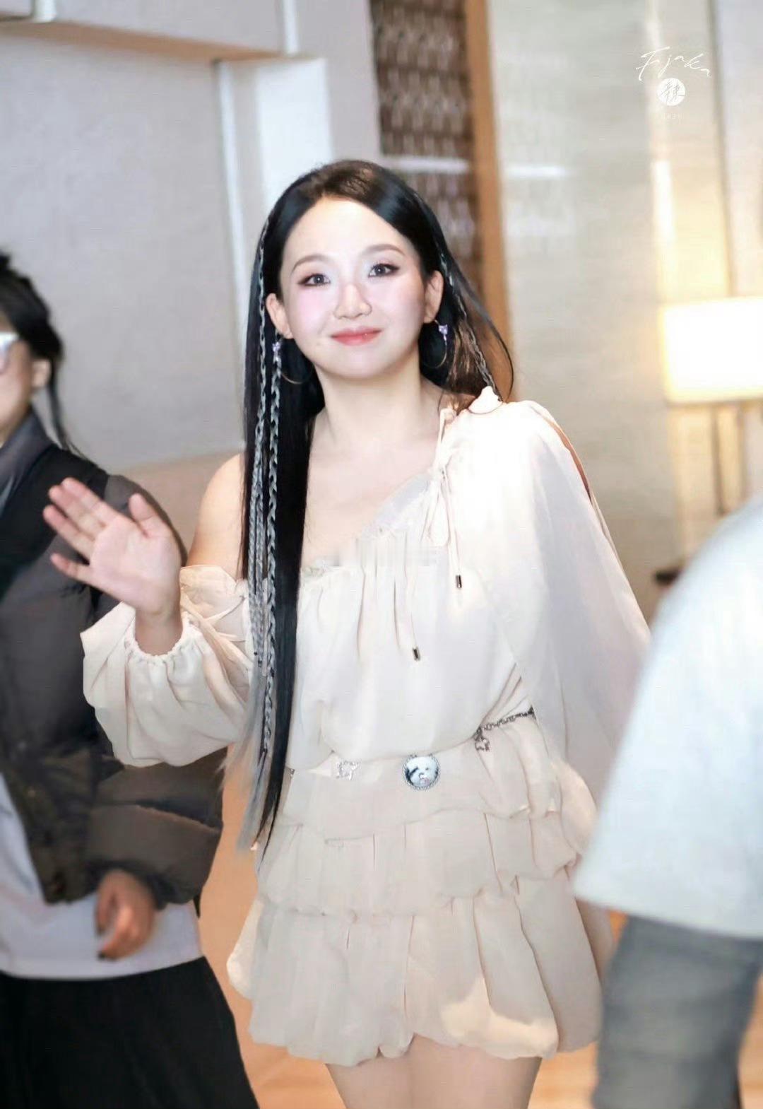 辣目洋子上浪姐瘦了20斤，变化好大感觉整个人状态感觉更好了！[求关注] ​ ​​