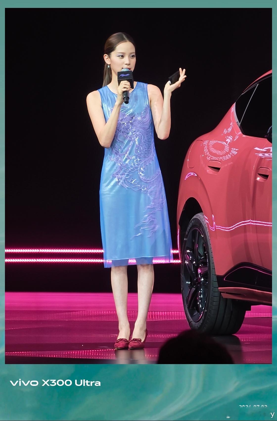 车评人欧阳娜娜来咯～好美作为欧阳娜娜的头号粉丝现场说车MONAL03，我种草了！