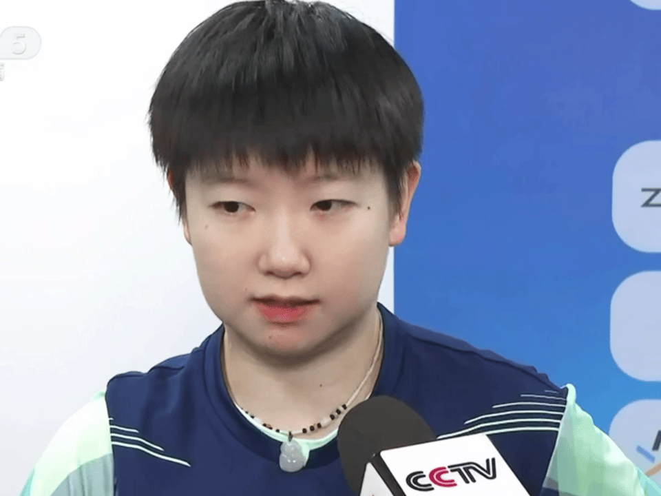 孙颖莎 莎莎是小翡翠貌美的同时也演了小品 