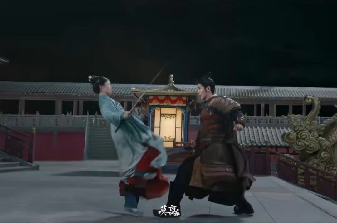 只能说观众都是有眼睛的～丞磊 的好口碑观众路人都赞不绝口只有白鹿 的不敬业正片正