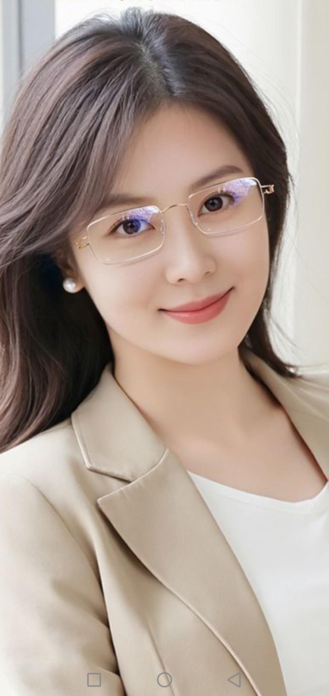 温柔微笑，职场女神风范！🌟💝🌴