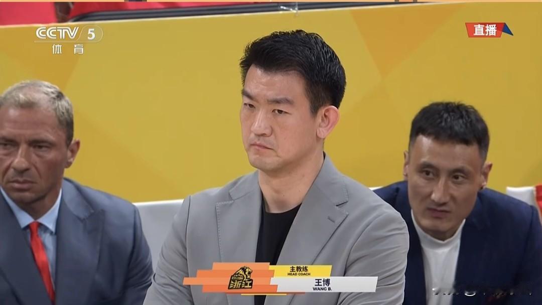 CBA季后赛1/4决赛G3广厦主场91-67大胜山西晋级四强。
  5月13日晚