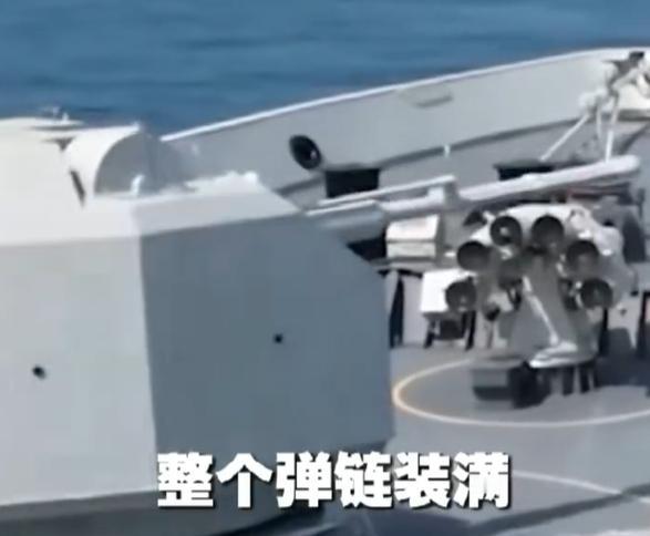 4月18日，南海某海域的空气仿佛被彻底抽干，紧绷得让人喘不过气。

国内多家媒体