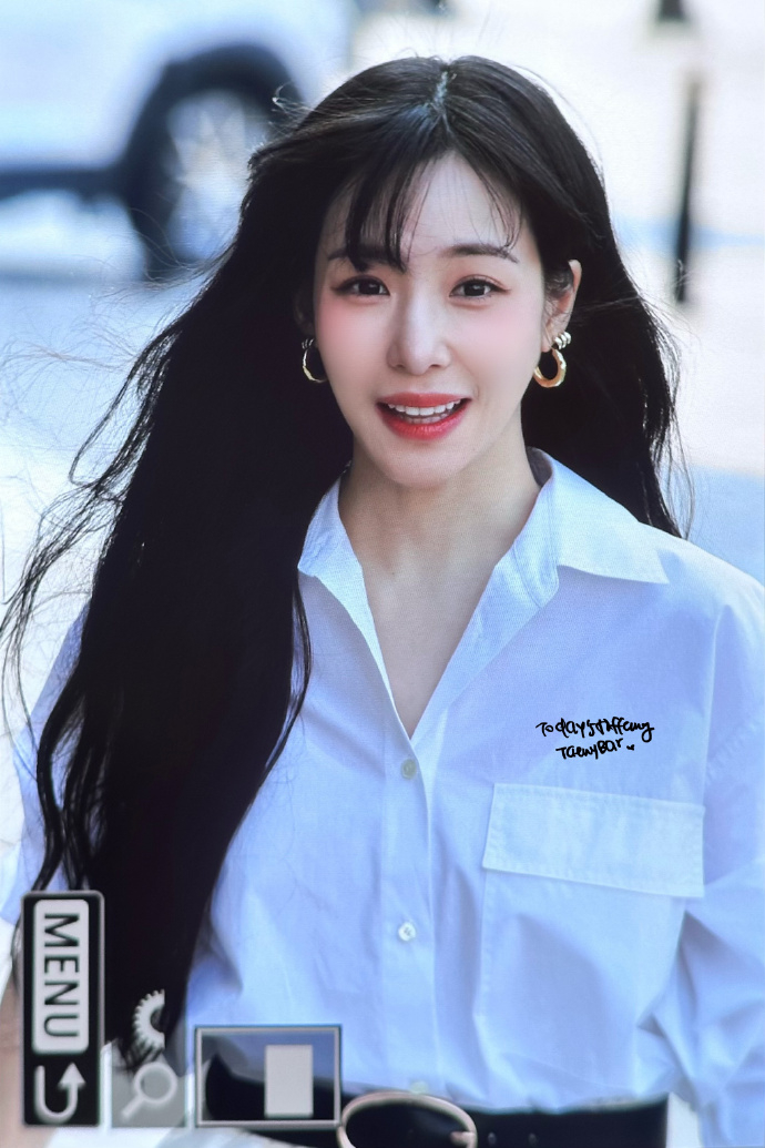 Tiffany方否认怀孕Tiffany方否认未婚先孕 据韩媒，经纪公司否认Tif