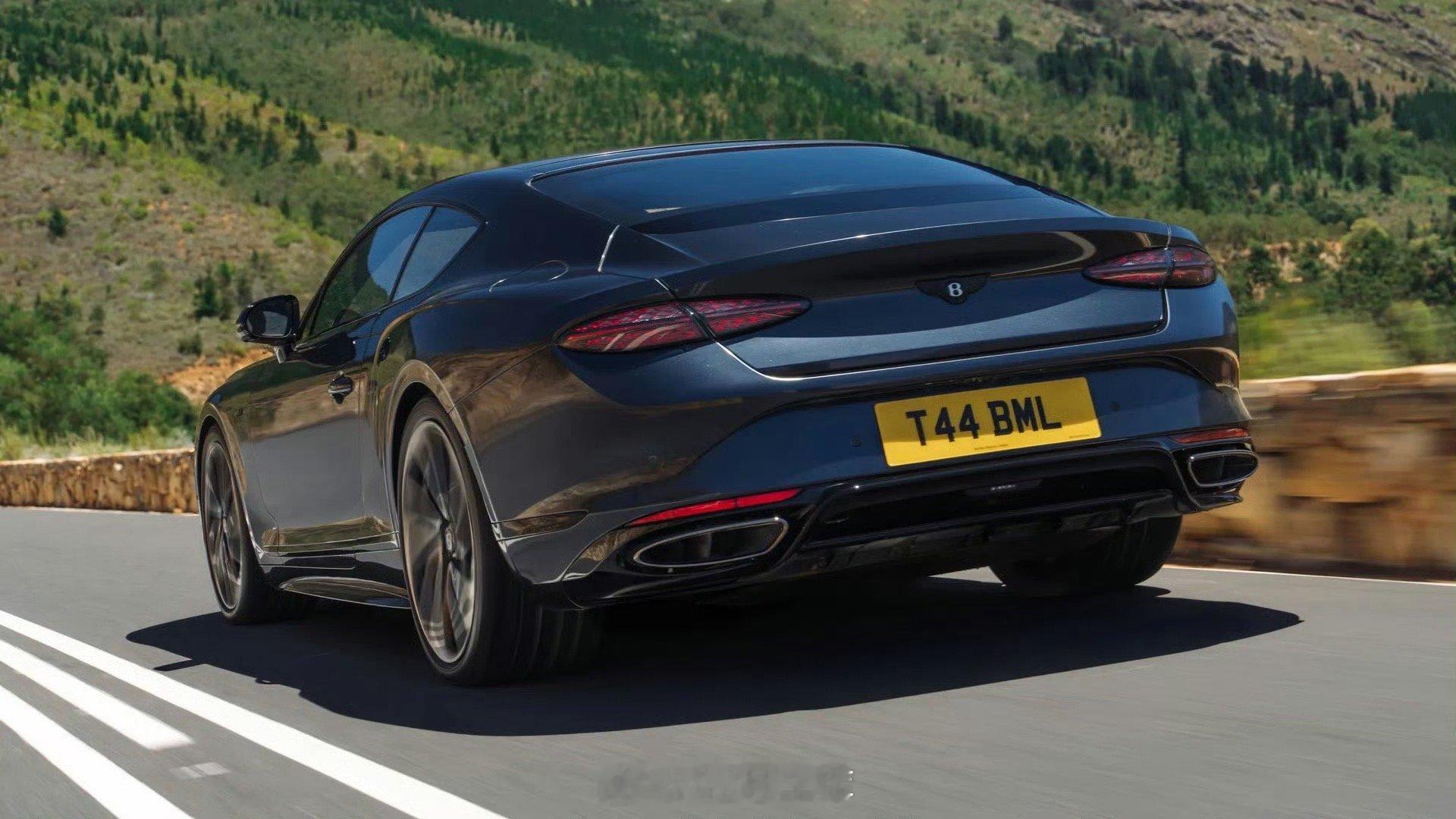 宾利推出新款欧陆 GT S/GTC S 系列，搭载 4.0 升 V8 发动机以及