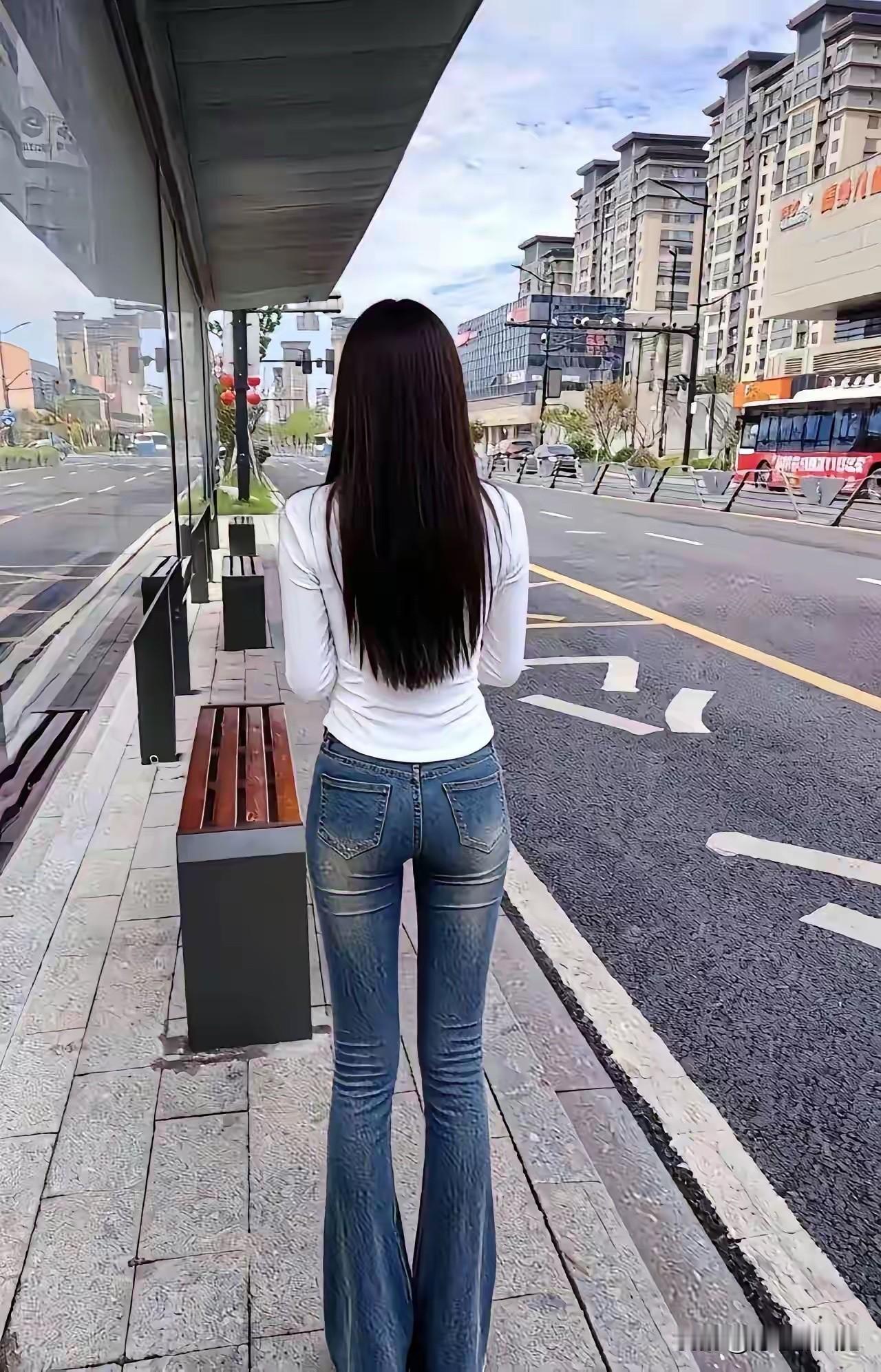 这个腿形适合穿牛仔裤吗？修长腿型 腿形美 腿型修饰秘诀 超修饰腿型 腿型那些事儿