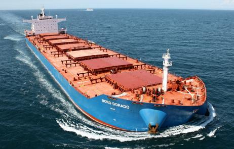 伊朗这招太狠： 中国船畅通无阻，美国船等着挨炸！特朗普难题来了

最近，中东那边