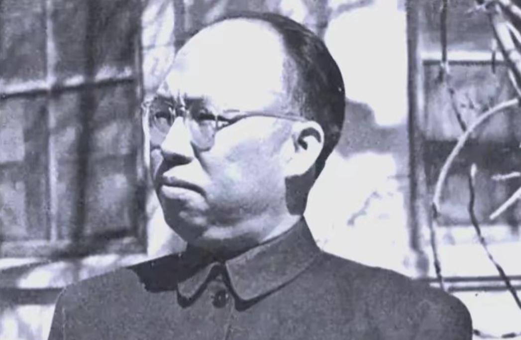 1929年浙江脚夫带两挺重机枪投奔红军，拒绝500块大洋赏钱，此后征战16年只升