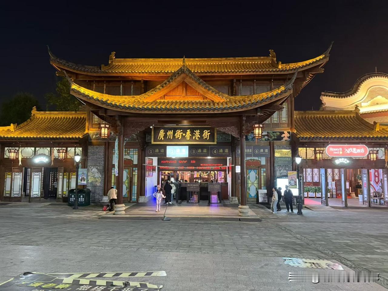 人无再少年，此时不拼何时拼

​劳动的人，打拼的人们！节日快乐

每一滴汗水，折