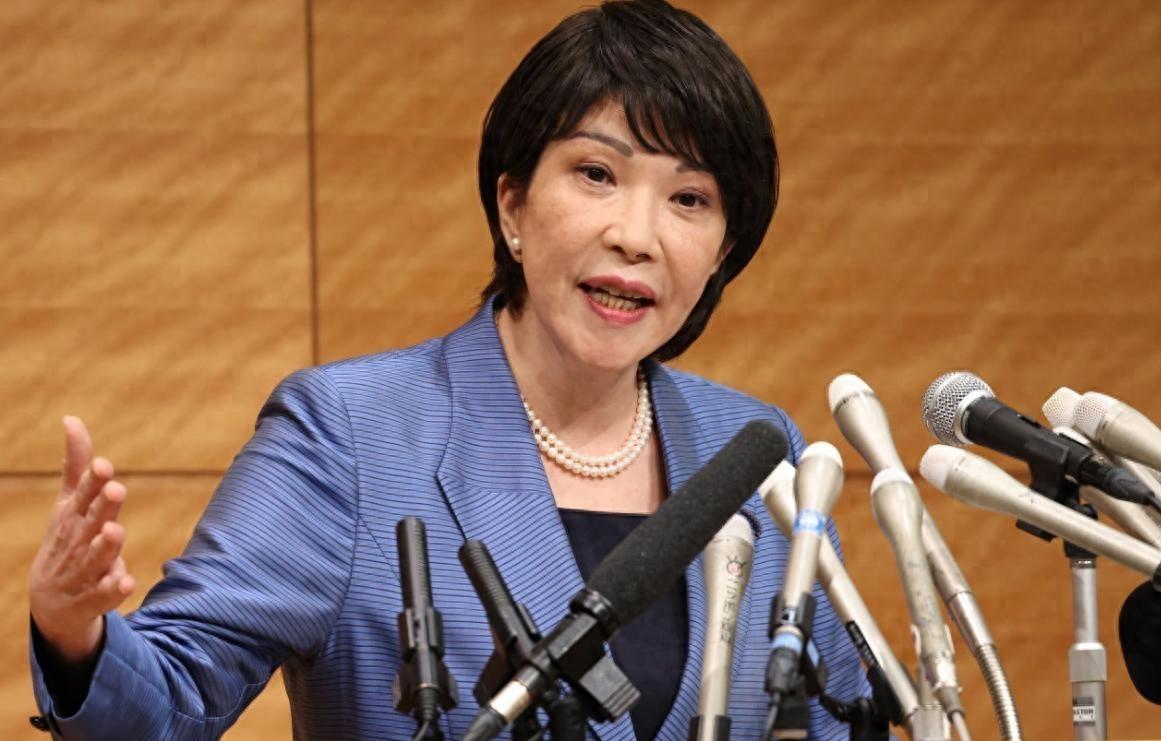 日本首相公开碰触红线，中国直接点名回击，中日关系再遇寒流。
2025年10月底，