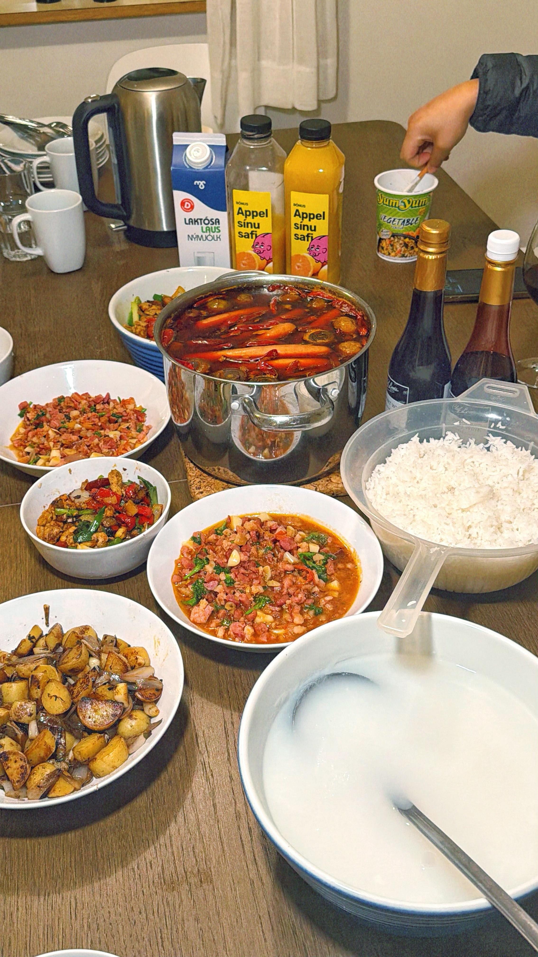 和能激活你的人在一起几个人出去旅游最忌的就是大家都有想法，最好是一个有想法，其他