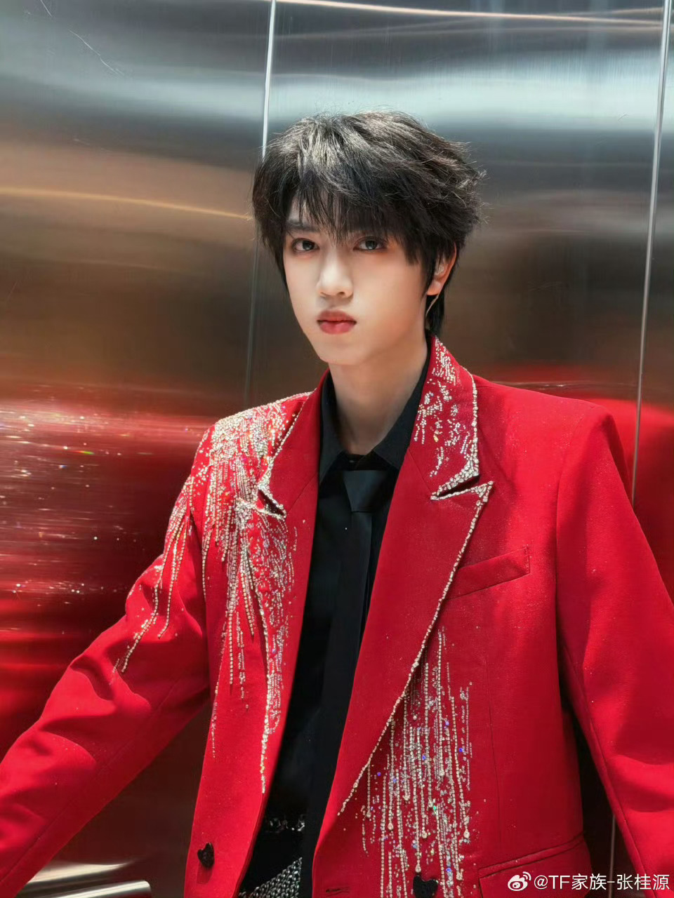 张桂源上网才知道自己成田赫之子了张桂源就是张桂源