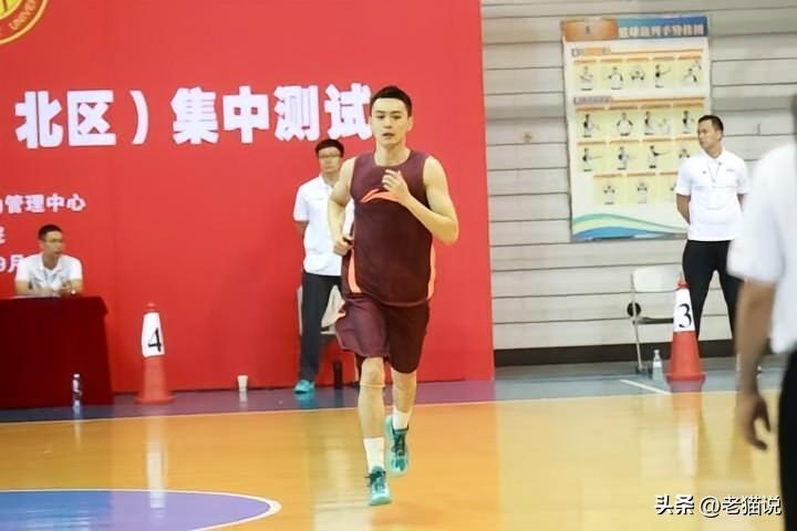 CBA新赛季赛程密集，球员体能管理难题咋破？新赛季常规赛缩减至42轮，但开赛推迟