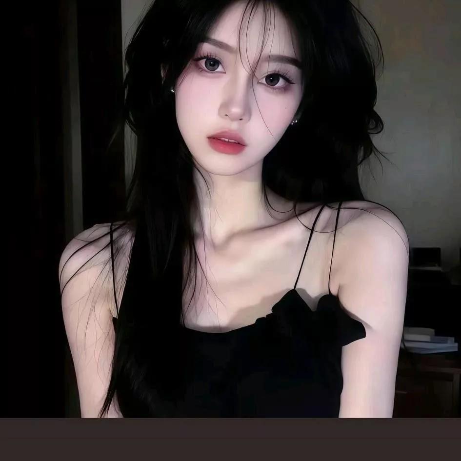 梦幻黑发少女，温柔眼神如诗黑发女神 黑发辣妹 黑亮秀发少女 乌发少女 黑蓝发少女