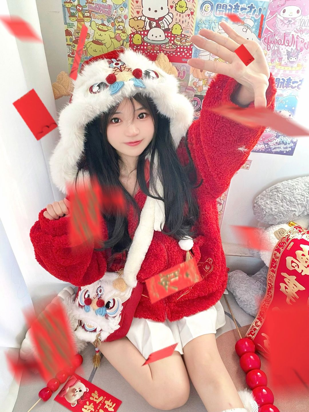 龙年拍照我悟了！姿势越怪拍照越好看呀