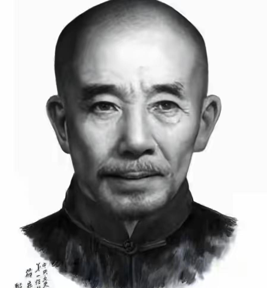 历史有时候真的很玄。千军万马的厮杀，可能都不如一个教书先生在大雨夜里提着灯笼走的