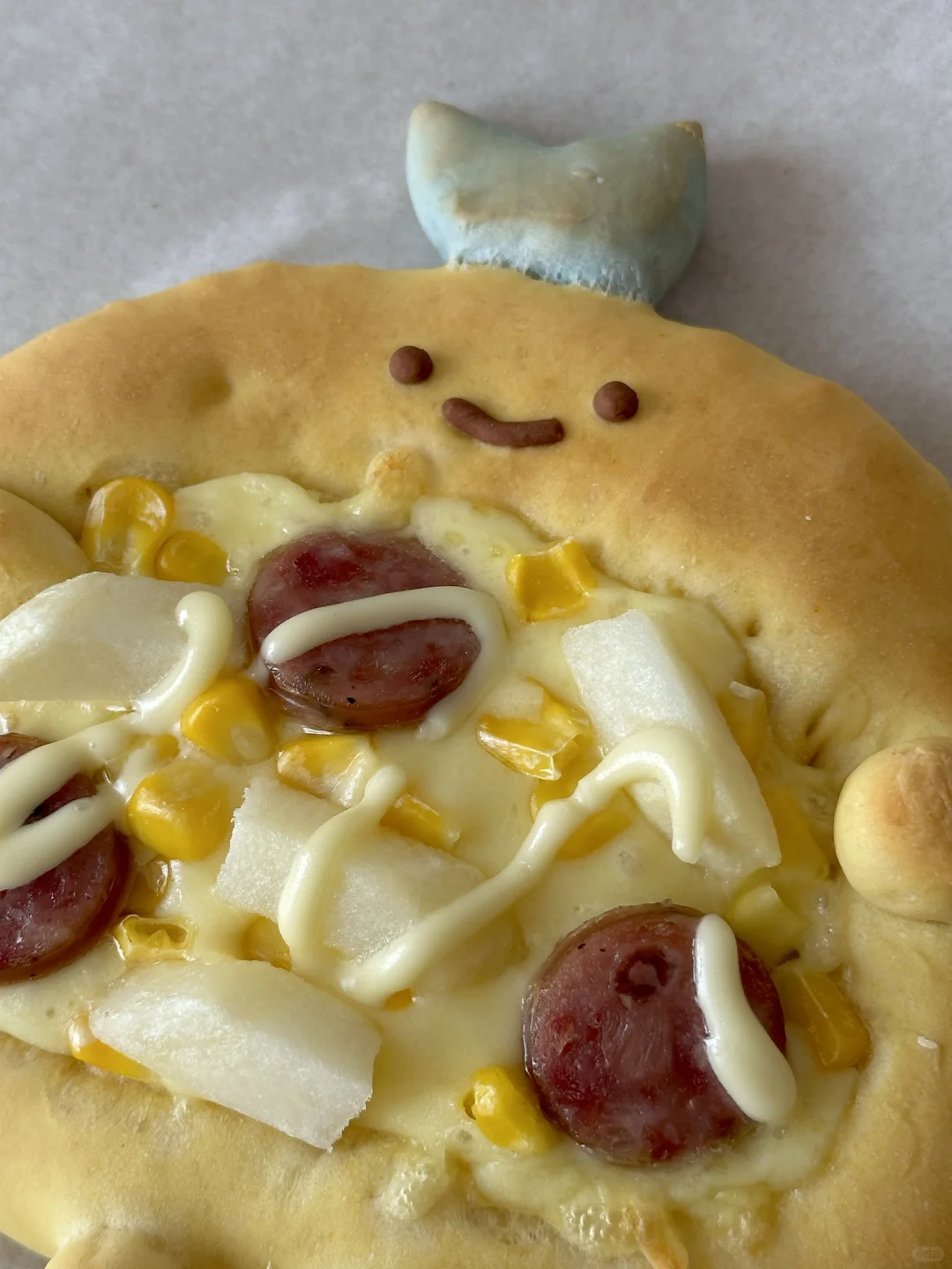 角落生物炸虾🍤&炸鱼火腿粗薯披萨～