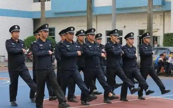 2026年辅警能全员入事业编吗？

答案是否定的！

至目前为止，我国公安辅警已