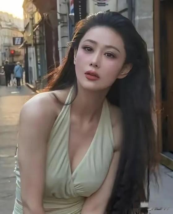 不少网友看完何捷与张馨予的婚姻感慨：
娶媳妇可以娶漂亮的，
也可以娶经济独立的，