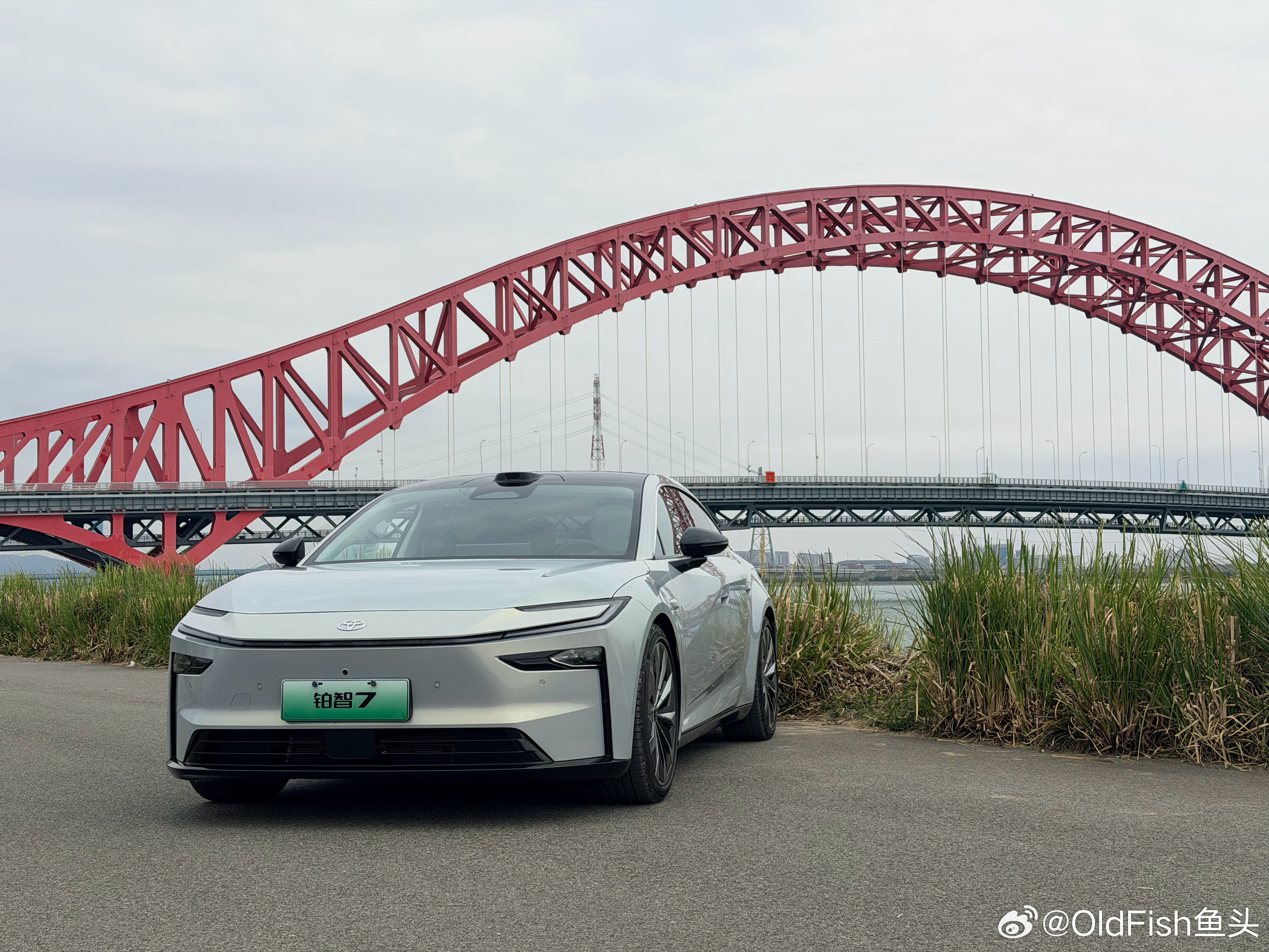 全系20以内，非常合理铂智7的优势：——5米车长带来的车内空间——Momenta