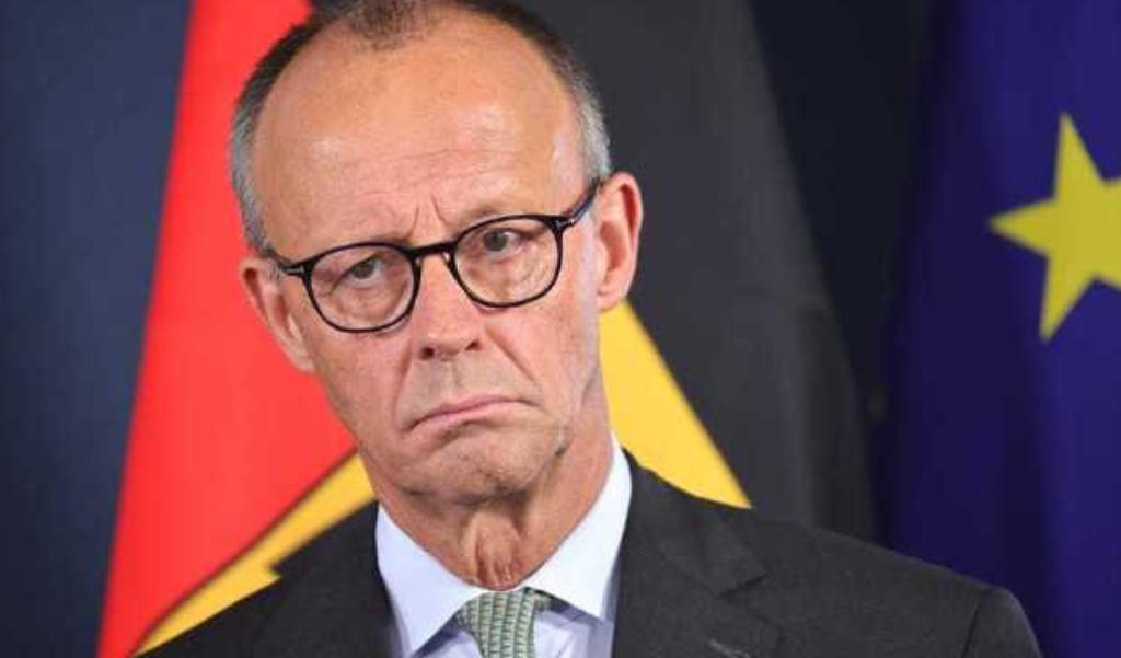 德国被犹太总理默茨玩完了，上半年11900家企业倒闭，同比去年大幅上涨9%，二战