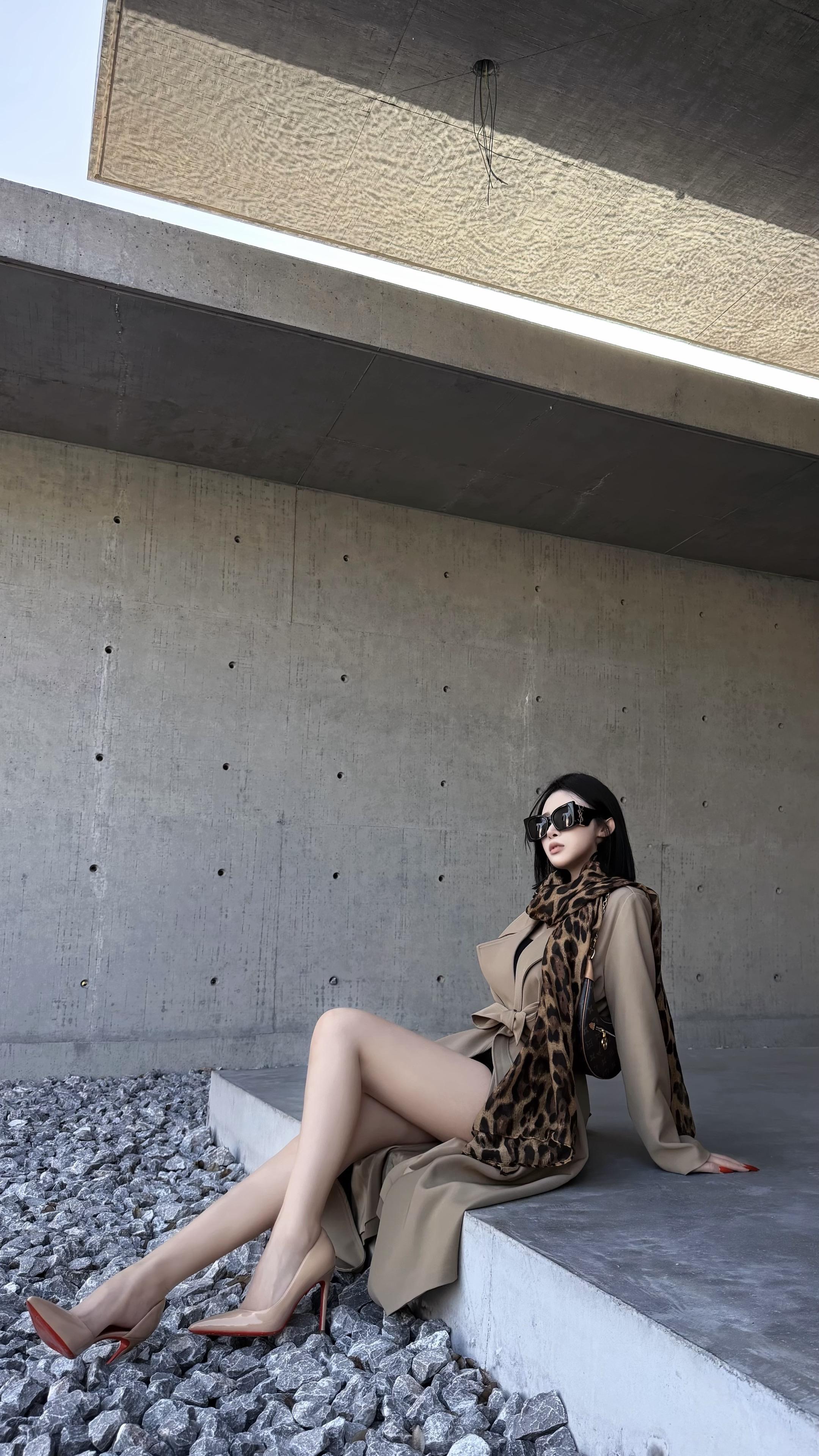 让你小心女人 结果你小小的心思全是女人