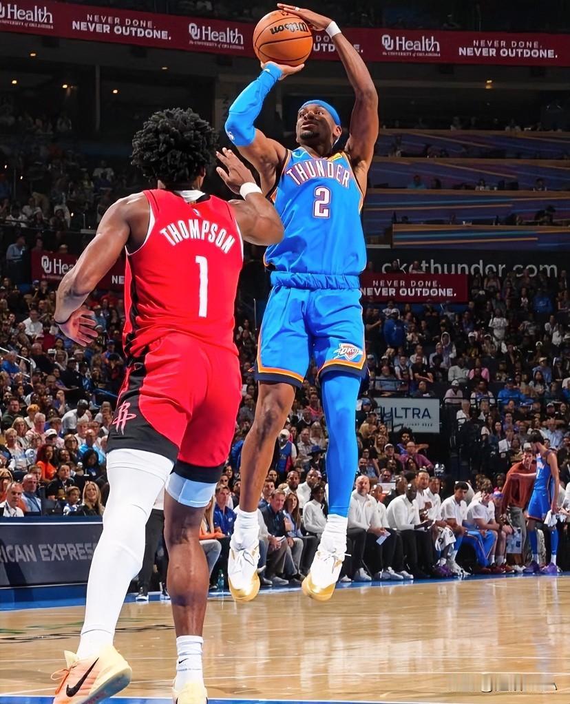 赛季至今进攻效率排行榜：
1、火箭（+8.3）
2、掘金（+7.8）
3、尼克斯