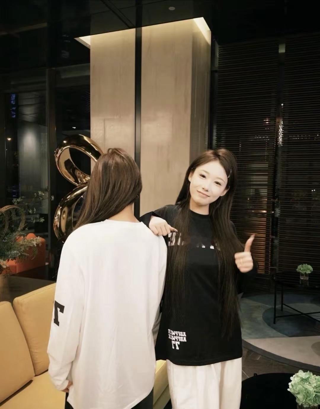 你懂我的眼泪千禧穿搭 持续展示ootd