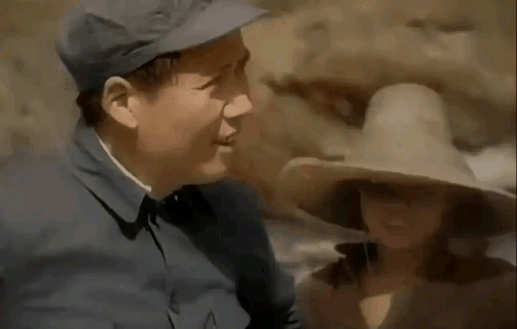 毛主席语录：“我们的权力是谁给的？是工人阶级给的，是贫下中农给的，是占人口百分之