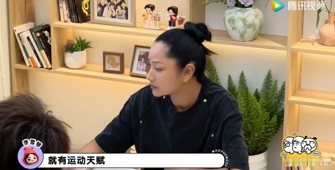 瞿颖把李现李昀锐吴磊凑齐了 看来李现、吴磊、李昀锐在网球界也确实是“小有名气”了