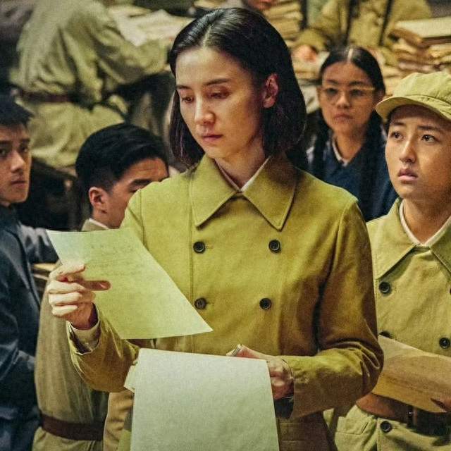 宋佳提金鸡女主 全网都在问辛芷蕾去哪了