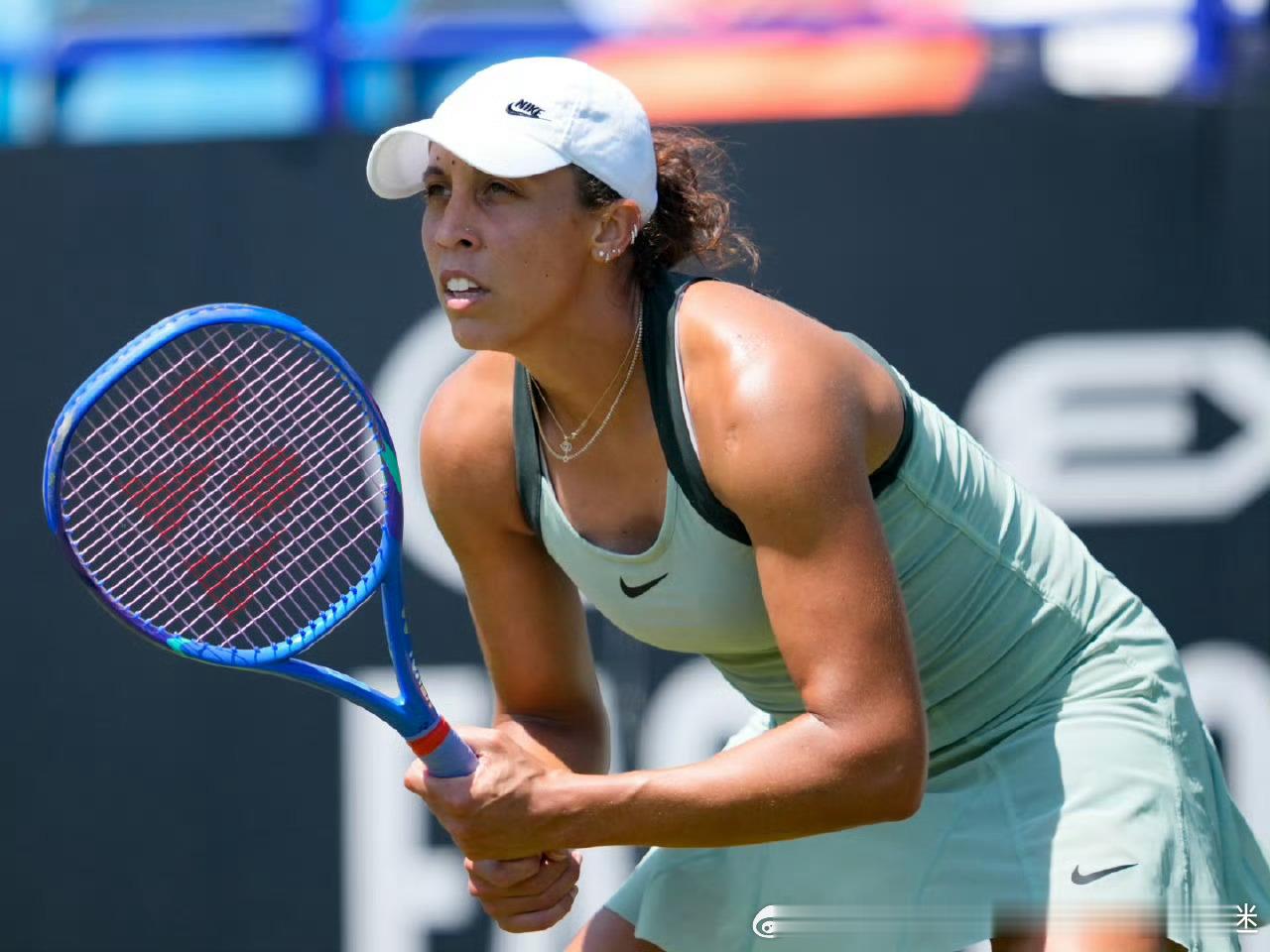 谁会在🇬🇧伊斯特本捧杯🏆？🤔🔥WTA250🇬🇧伊斯特本站决赛将在北