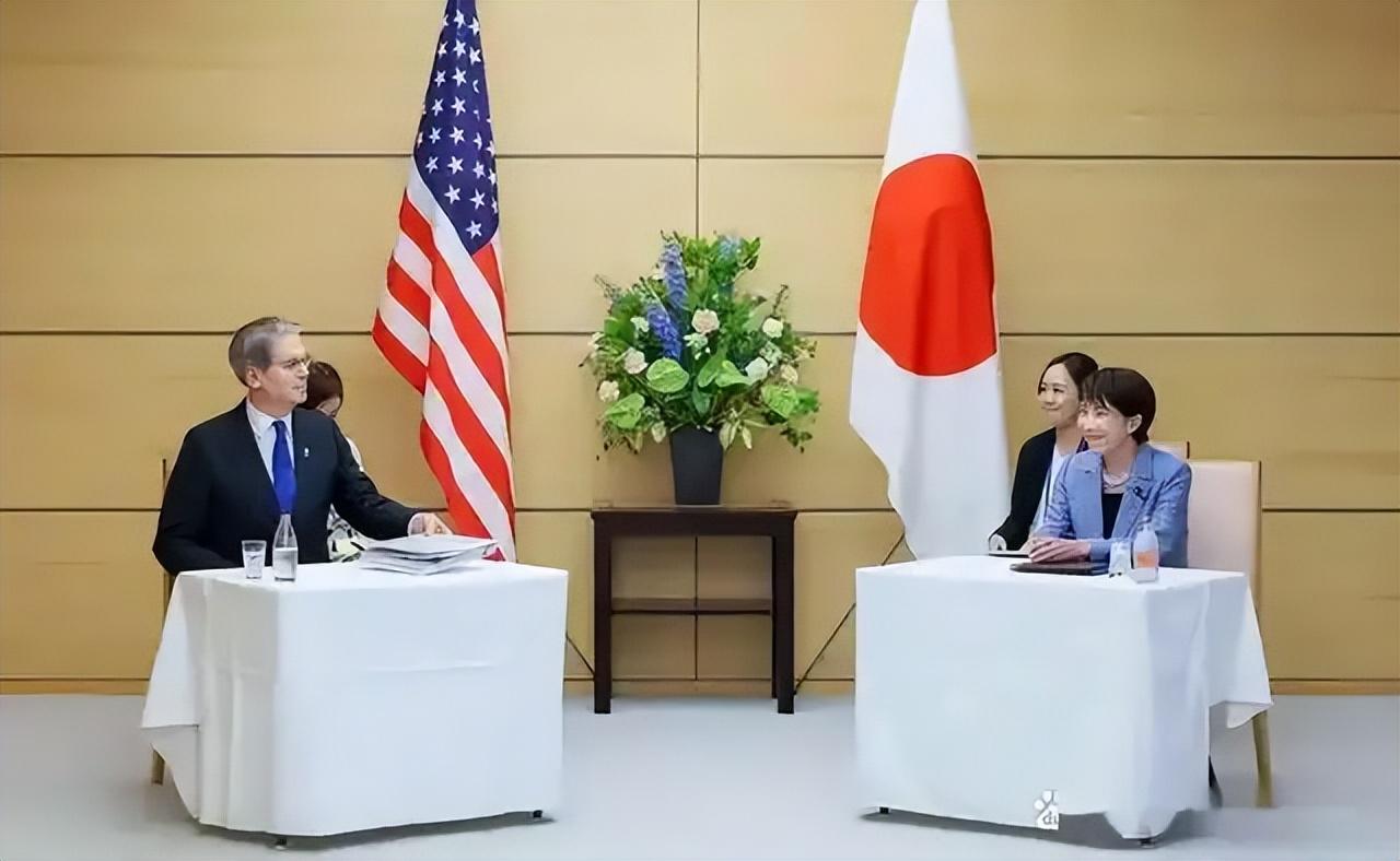 一顿晚餐，两个多小时：美财长在东京日料店，把日本财相训成了小学生

外交场合最讲